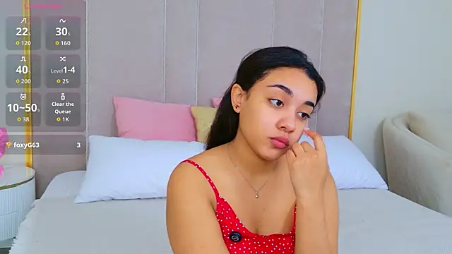 Luna Cortier online show from 12, 5, 2026