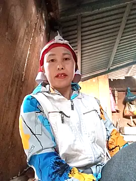 lena-cute online show from 3, 2, 2026