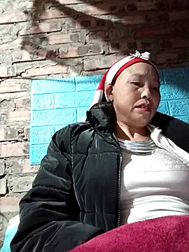 lena-cute online show from 19, 2, 2026