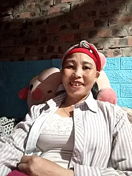 lena-cute online show from 22, 2, 2026