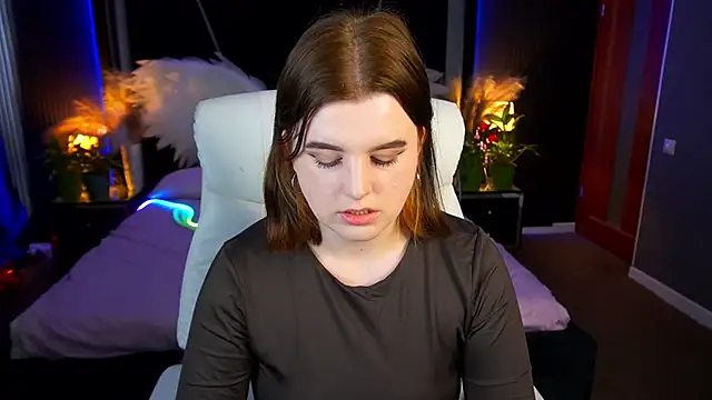 KristiFoxy online show from 27, 5, 2026