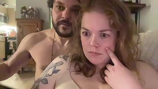 Snapshot of MusicCouple chatting on 14, 2, 2026 MusicCouple online show from 14, 2, 2026