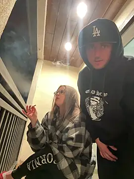 xxlivecouple online show from 20, 2, 2026