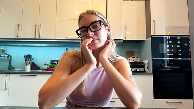 SoftnessMila online show from 1, 6, 2026