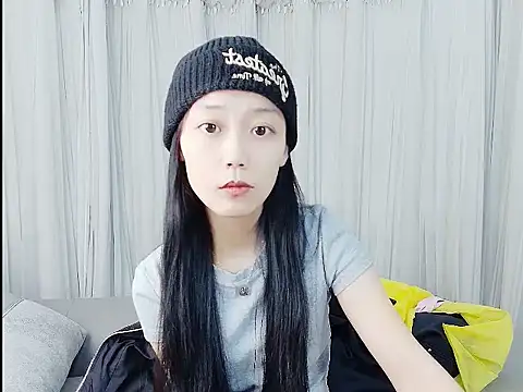 Snapshot of HUIZI8 chatting on 2, 2, 2026 HUIZI8 online show from 2, 2, 2026