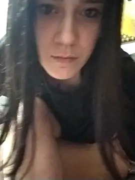  alya   online show from 8, 4, 2026