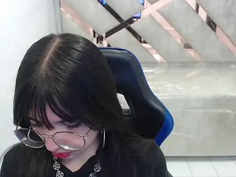 elizabeth t  online show from 5, 2, 2026