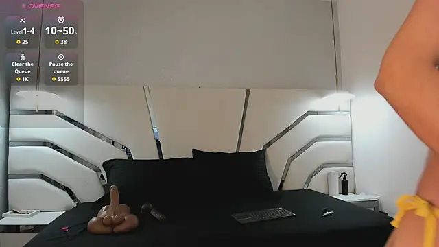 Snapshot of ninna_vinns chatting on 6, 2, 2026 ninna vinns online show from 6, 2, 2026