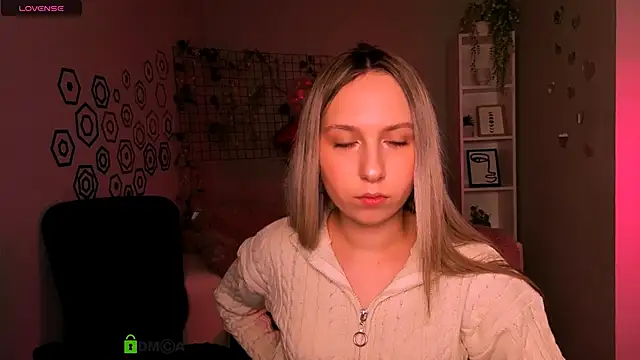 Snapshot of tiffani_murr chatting on 25, 2, 2026 tiffani murr online show from 25, 2, 2026