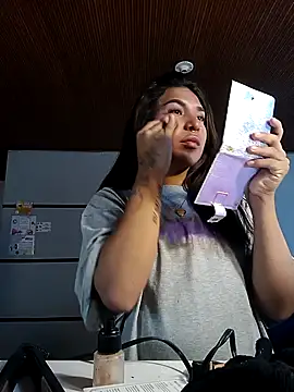 MeelFox online show from 6, 2, 2026