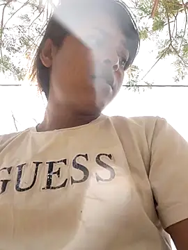 Snapshot of Decent_girl01 chatting on 6, 2, 2026 Decent girl01 online show from 6, 2, 2026