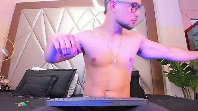 valenssio moretti online show from 14, 3, 2026