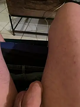 Kylxxx8 online show from 31, 3, 2026