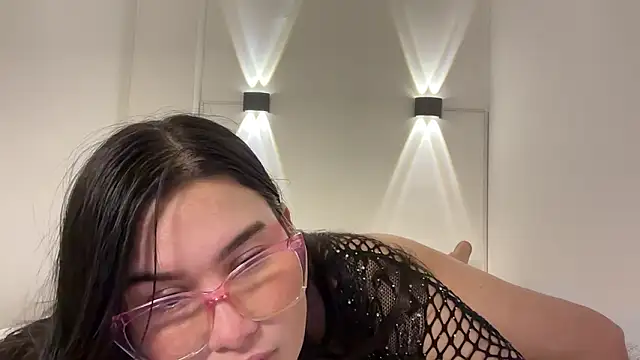 ImHannahWeaver online show from 16, 2, 2026