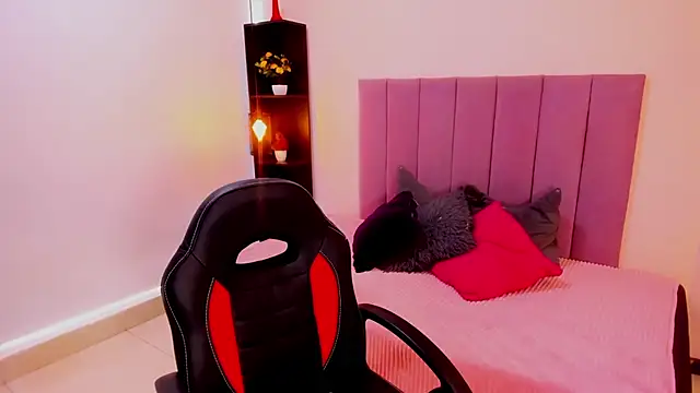 Raven love online show from 9, 4, 2026