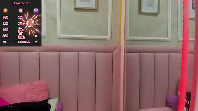 Snapshot of Raven_love chatting on 22, 4, 2026 Raven love online show from 22, 4, 2026