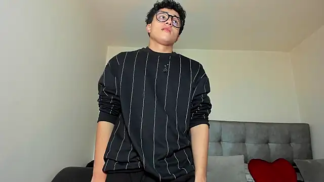 Adonibaskerville4 online show from 8, 4, 2026