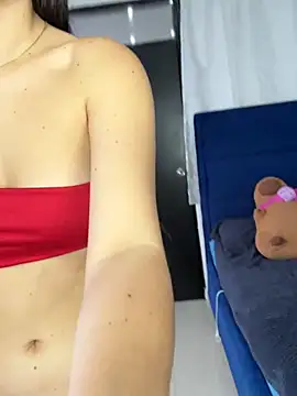 Annelise Luxx online show from 7, 2, 2026