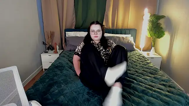 Snapshot of Kira_G0ld chatting on 25, 2, 2026 Kira G0ld online show from 25, 2, 2026