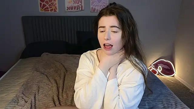 Snapshot of LovingWhisperr chatting on 20, 2, 2026 LovingWhisperr online show from 20, 2, 2026