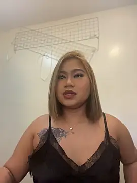 Snapshot of vien_pussy69 chatting on 19, 6, 2026 vien pussy69 online show from 19, 6, 2026