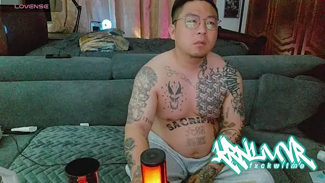 Snapshot of fxckuno chatting on 12, 4, 2026 fxckuno online show from 12, 4, 2026