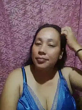 May Bombs online show from 25, 3, 2026