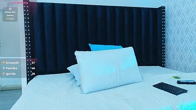 Snapshot of tightlittleebony chatting on 21, 2, 2026 tightlittleebony online show from 21, 2, 2026