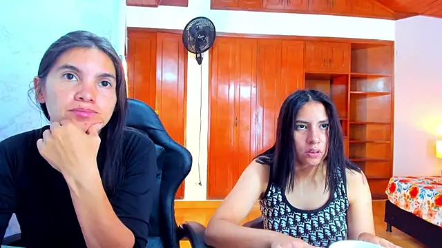 Emily and Soffy online show from 8, 4, 2026