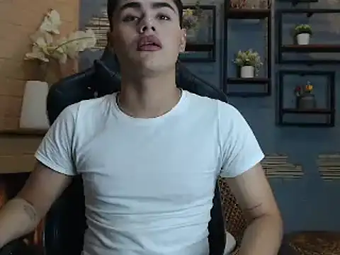 Snapshot of FemNoa chatting on 17, 2, 2026 FemNoa online show from 17, 2, 2026