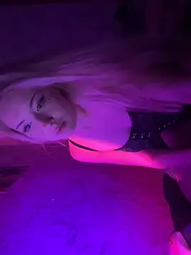 SisyLana online show from 6, 2, 2026