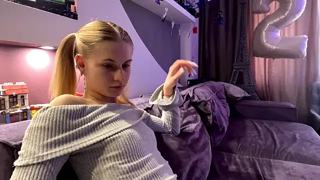 JeneeEady online show from 5, 4, 2026