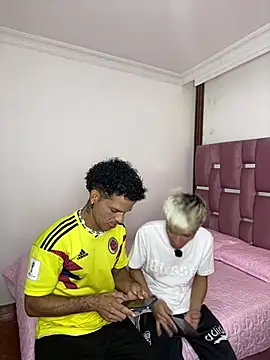 MaxyRyan online show from 11, 4, 2026