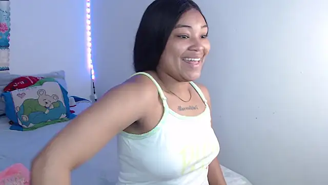 Snapshot of latin_riahnna_jp chatting on 22, 7, 2026 latin riahnna jp online show from 22, 7, 2026