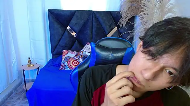 nikoo 18 online show from 6, 4, 2026