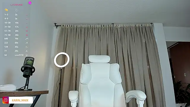 Snapshot of karinnixx chatting on 28, 2, 2026 karinnixx online show from 28, 2, 2026