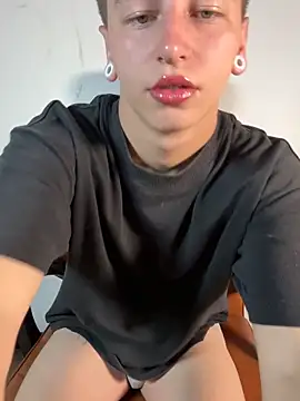 ARON LUXX online show from 20, 3, 2026