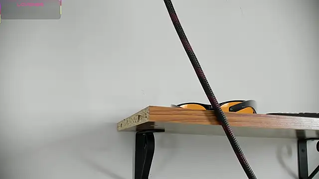 Snapshot of Cameron_Boys_ chatting on 6, 2, 2026 Cameron Boys online show from 6, 2, 2026