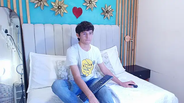 Christian Foxx online show from 8, 3, 2026