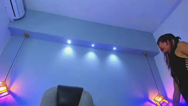 Wildkiitty online show from 28, 3, 2026