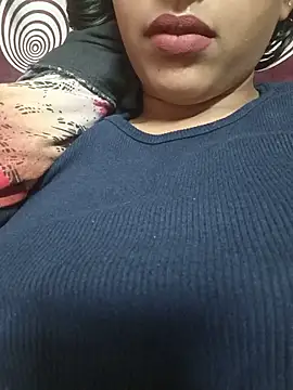 Snapshot of komalsharma99 chatting on 21, 5, 2026 komalsharma99 online show from 21, 5, 2026