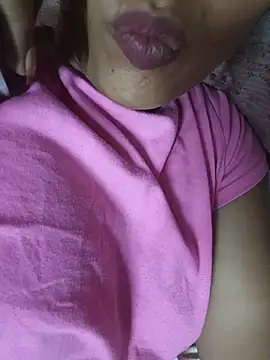 Snapshot of komalsharma99 chatting on 25, 5, 2026 komalsharma99 online show from 25, 5, 2026