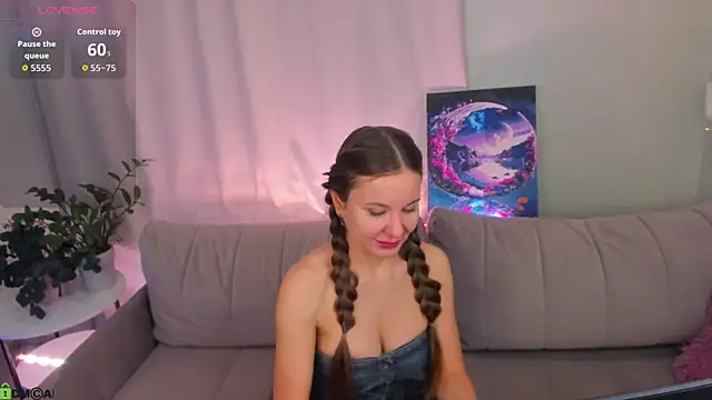 Katrina Jones  online show from 22, 2, 2026