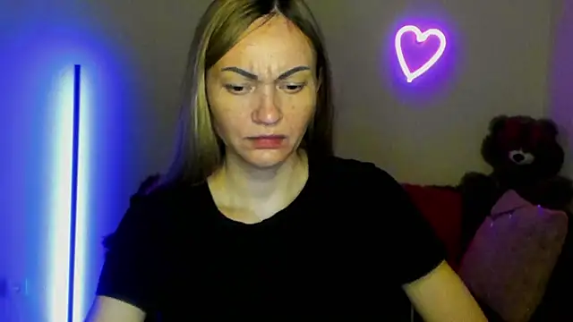 Snapshot of BlondMikey22 chatting on 24, 5, 2026 BlondMikey22 online show from 24, 5, 2026
