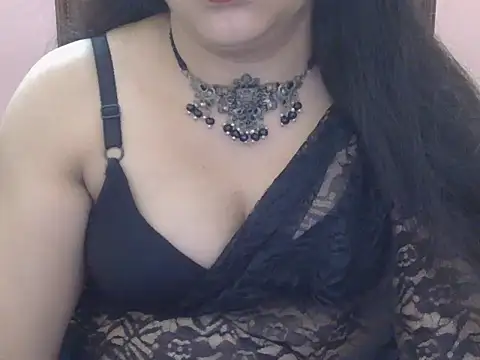 Cute Sheetal online show from 8, 4, 2026