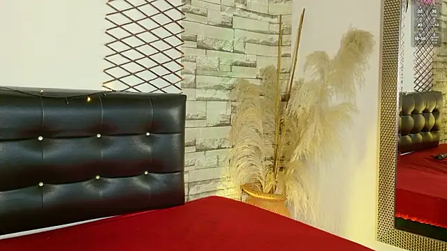 Lia James  online show from 11, 3, 2026