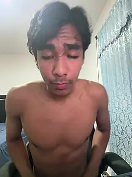 Pedestal diamant online show from 27, 2, 2026