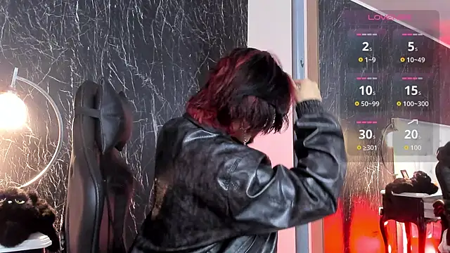 Snapshot of YuuMiko chatting on 10, 4, 2026 YuuMiko online show from 10, 4, 2026