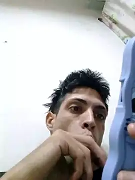 Snapshot of CubanoxxxSex chatting on 4, 2, 2026 CubanoxxxSex online show from 4, 2, 2026