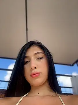 Snapshot of BadLilAngelXXX chatting on 2, 4, 2026 BadLilAngelXXX online show from 2, 4, 2026